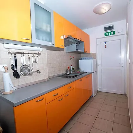 Studio Apartma Za 3 Osebe Cervar Porat - Istra