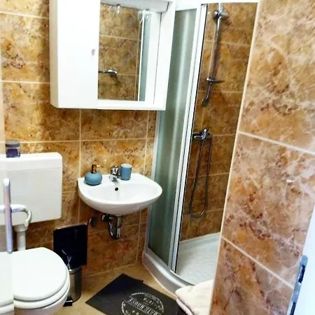 Studio Apartma Za 3 Osebe Cervar Porat - Istra شقة